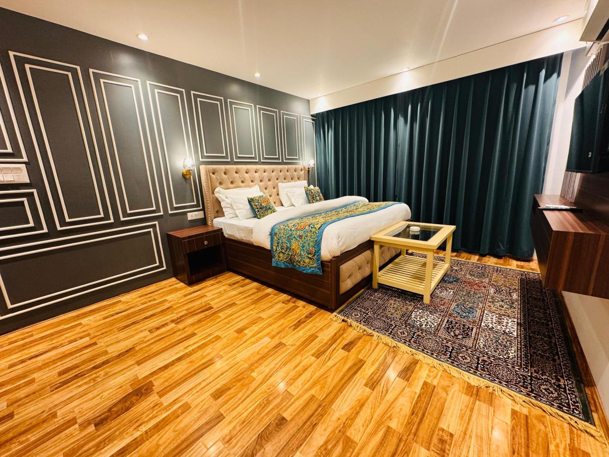 De Elaaf The Luxury Stay Srīnagar Extérieur photo