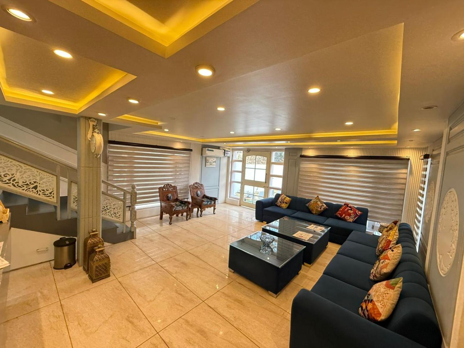 De Elaaf The Luxury Stay Srīnagar Extérieur photo