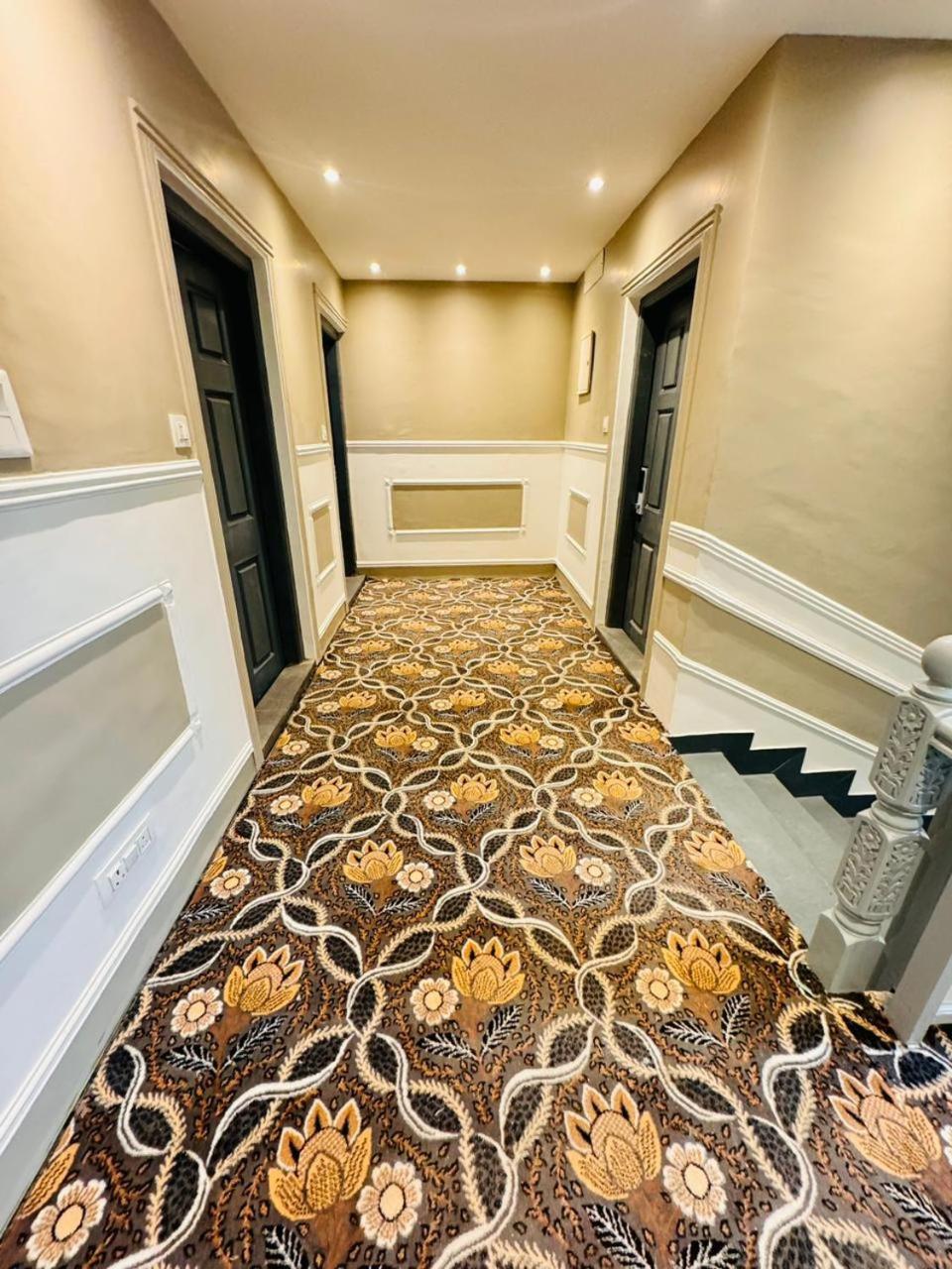 De Elaaf The Luxury Stay Srīnagar Extérieur photo