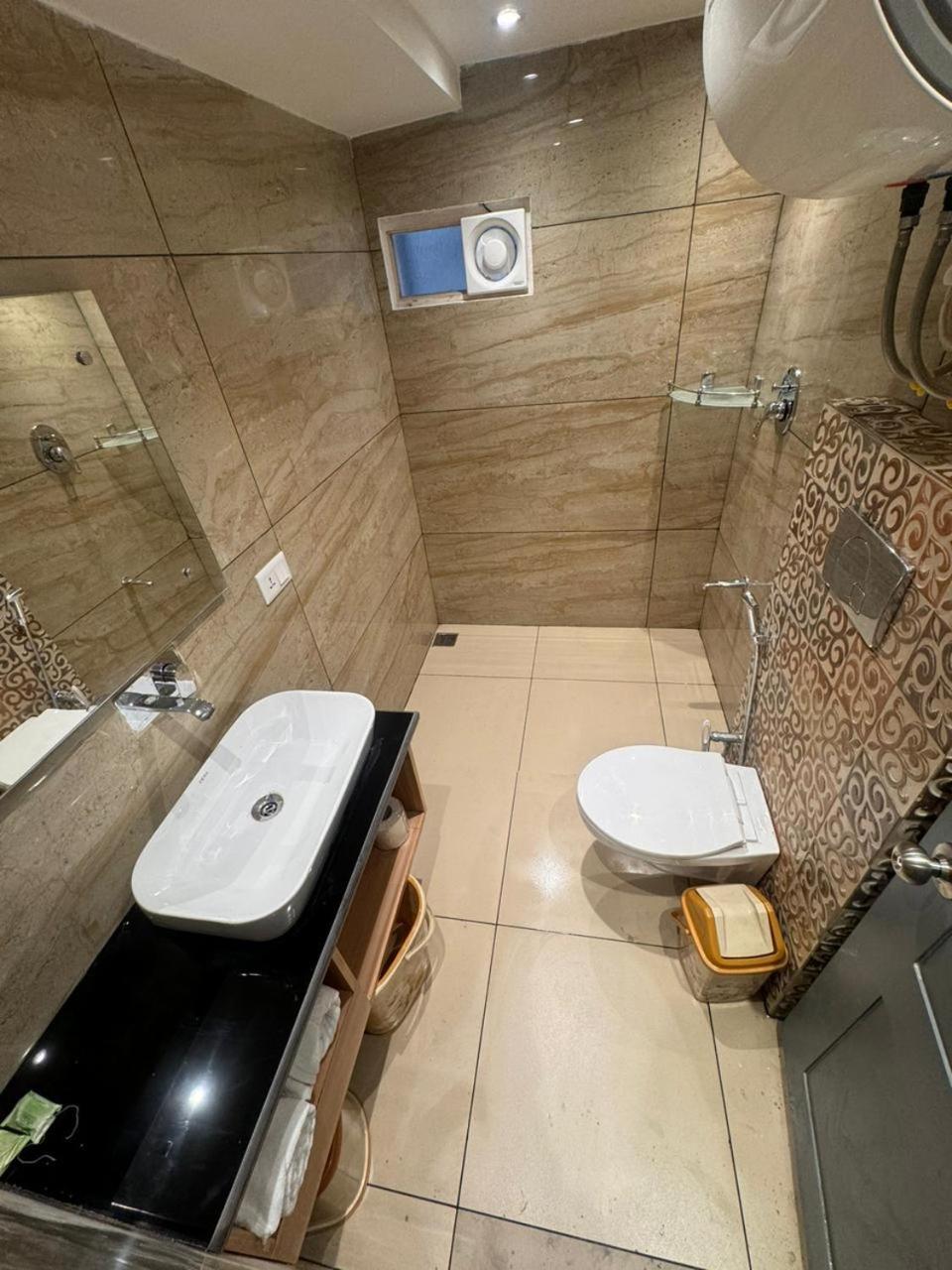 De Elaaf The Luxury Stay Srīnagar Extérieur photo